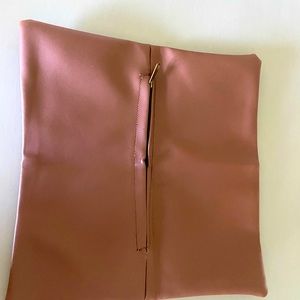 100% genuine brown leather pillow cover. 12” X 12”. Zipper back. Ready to fill.